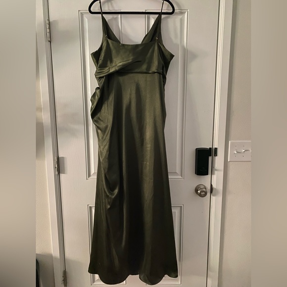 Floor length formal dress - Picture 2 of 5